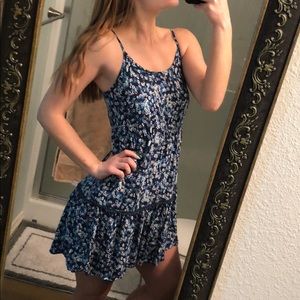 Blue floral print dress with cute bottom and back